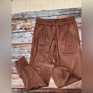 BNWT Six Fifty Joggers